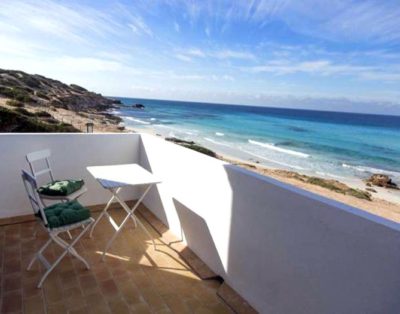 Seaview apartment in best location close to the beach-AR13